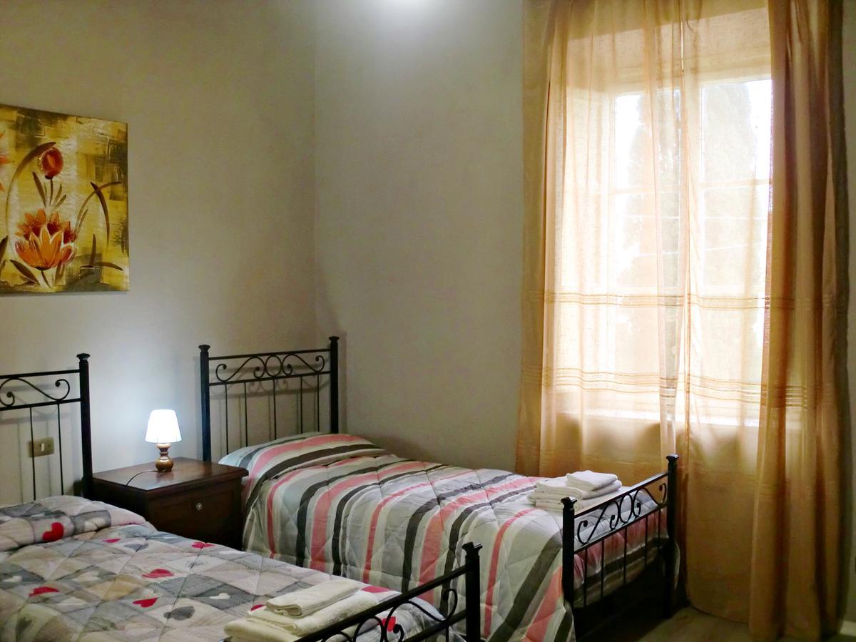 Tuscan Sun Holiday Apartments Lucca Habitación foto